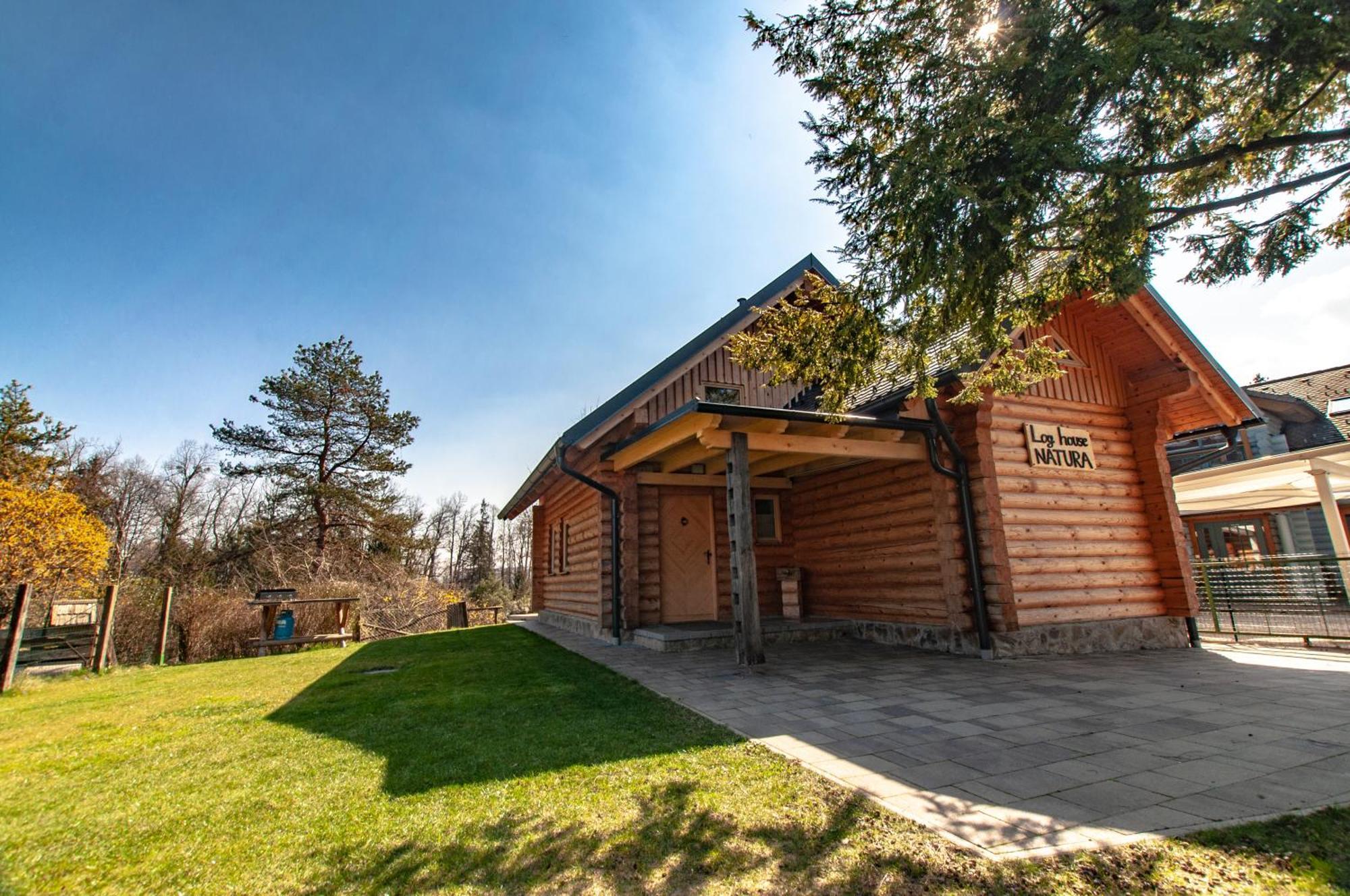 Log House Natura Radovljica Ngoại thất bức ảnh
