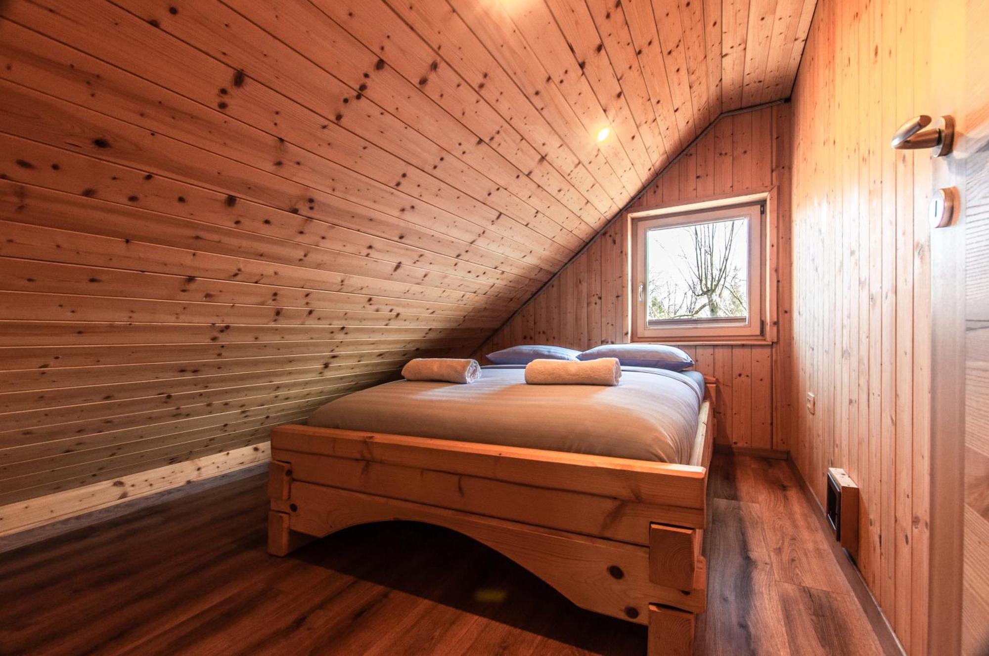 Log House Natura Radovljica Ngoại thất bức ảnh